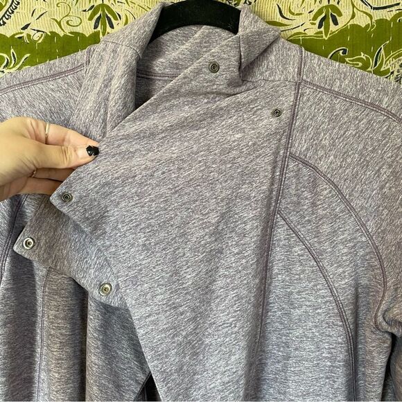 NWOT Lululemon Heathered Graphite Purple Rulu Rally Wrap Light Jacket Size 8 - Picture 9 of 15